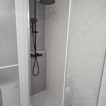 Ambar 216b